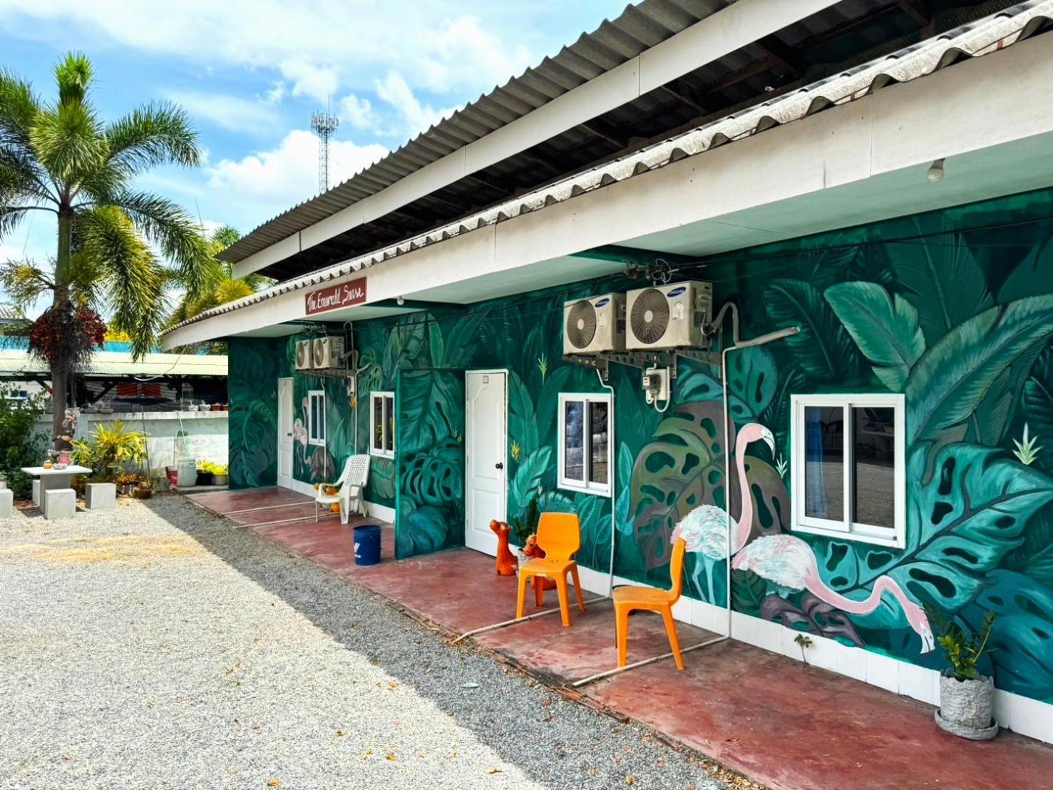 Ingpha Room For Rent Satun Eksteriør bilde