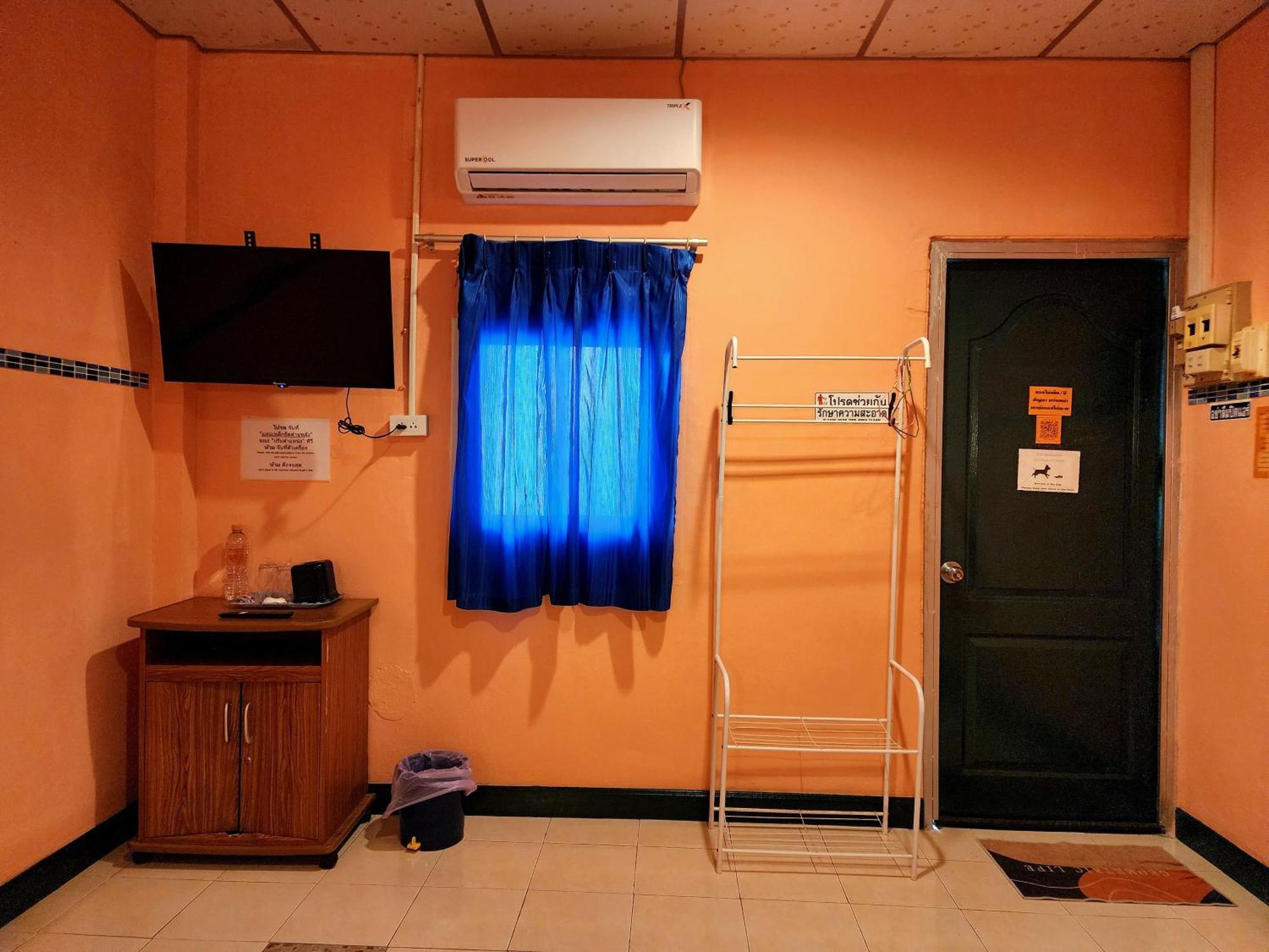 Ingpha Room For Rent Satun Eksteriør bilde